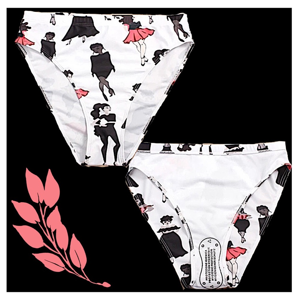 Cold Shoulder Ruffled High Waist Bandeau Bikini - Picture 7 of 7